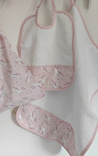 asciugamani-asilo-con-nome-unicorno