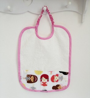 bavaglino-asilo-bimba-con-nome-fatine