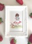 quadro-cameretta-bambina-belle-and-boo-fragole-min